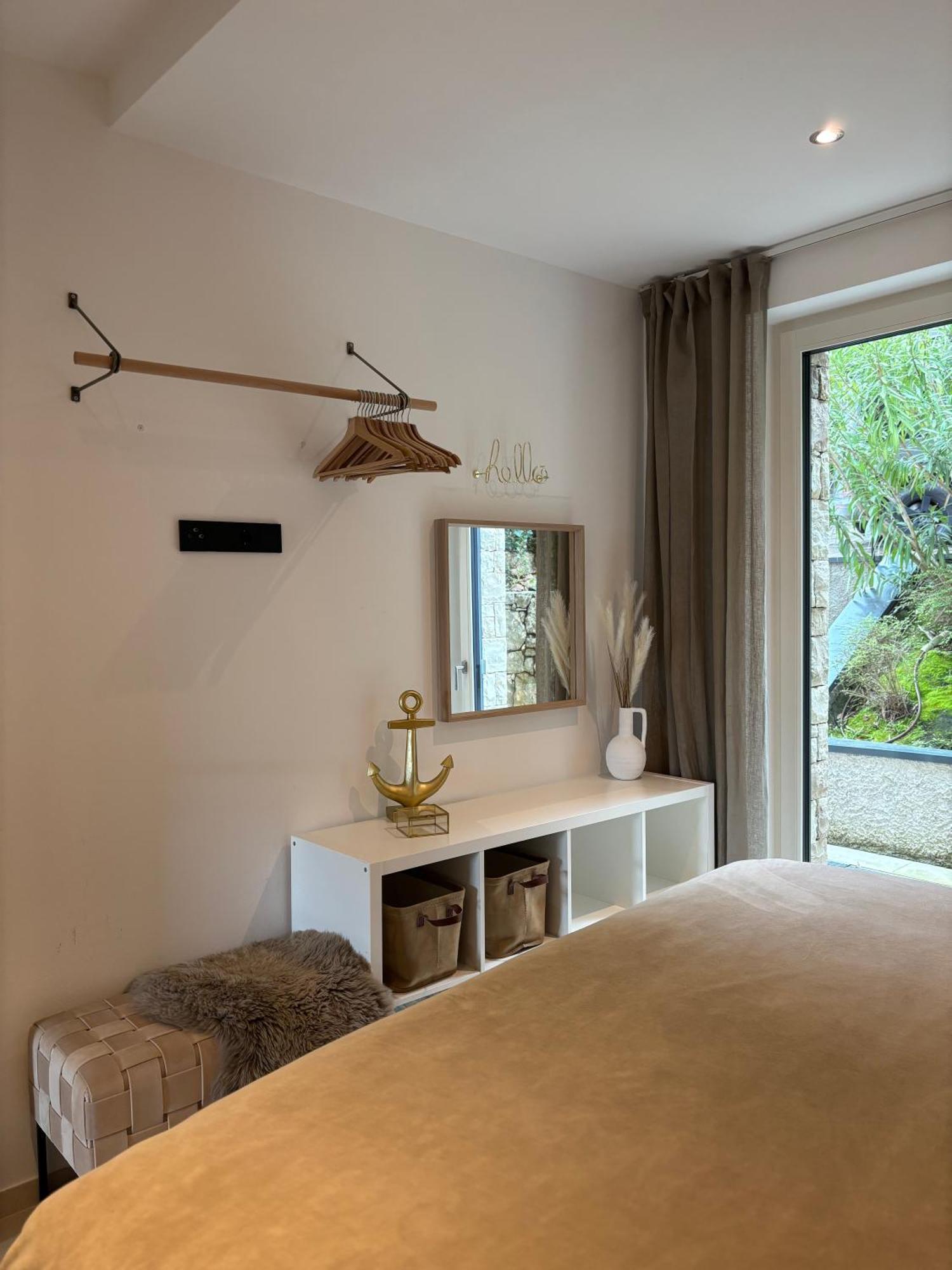 Ferienwohnung Le Rocce Torri Del Benaco Exterior foto